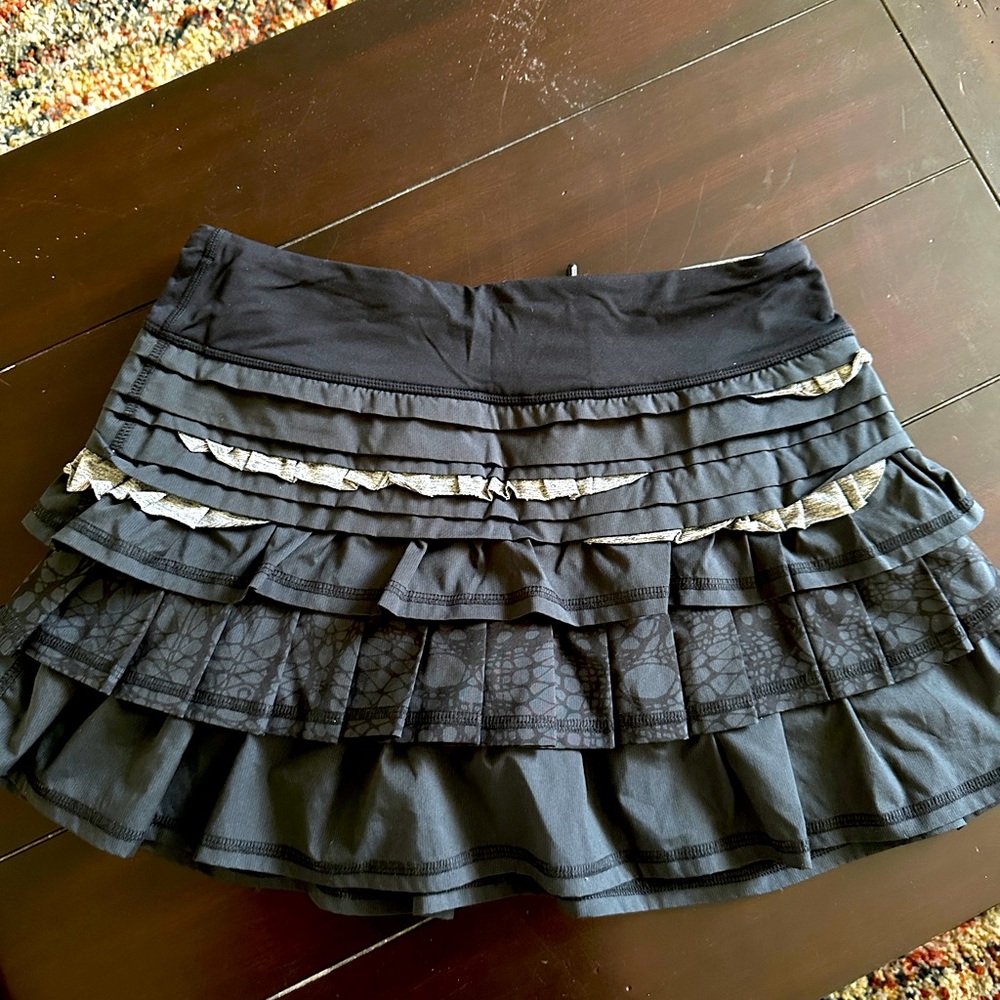 Lululemon Run: Back On Track Skirt. Like new